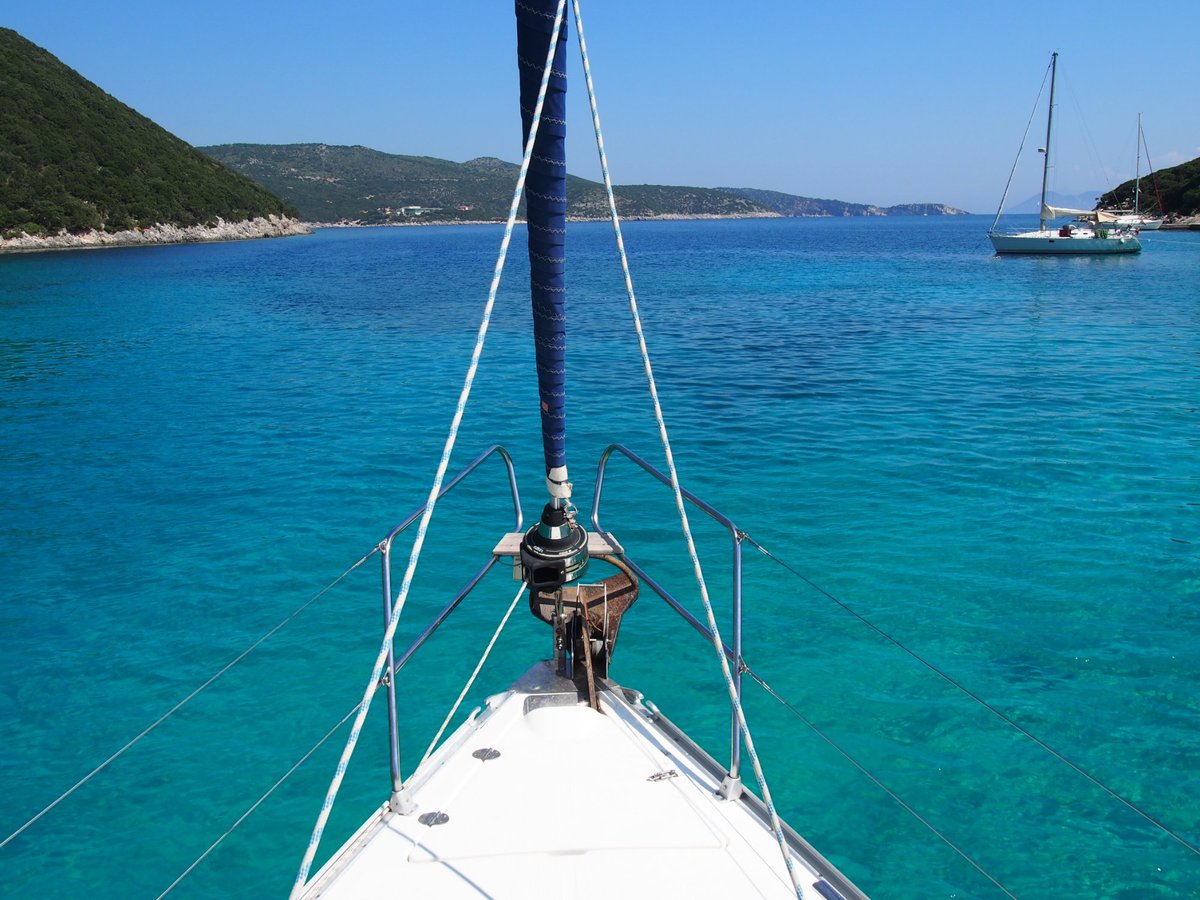 nisos yacht charter lefkada