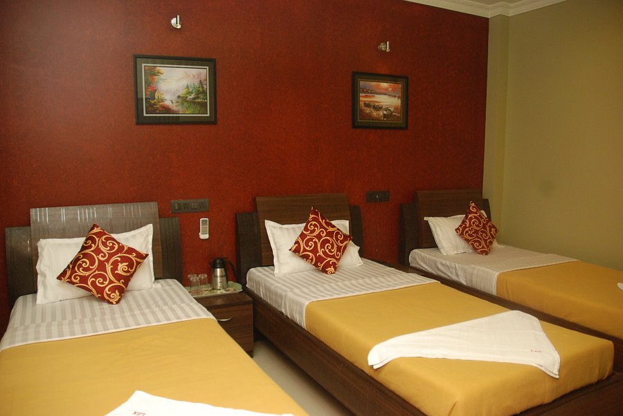 Oyo Rooms In Vile Parle Mumbai Book Vile Parle Mumbai Hotels With 80 Off Makemytrip