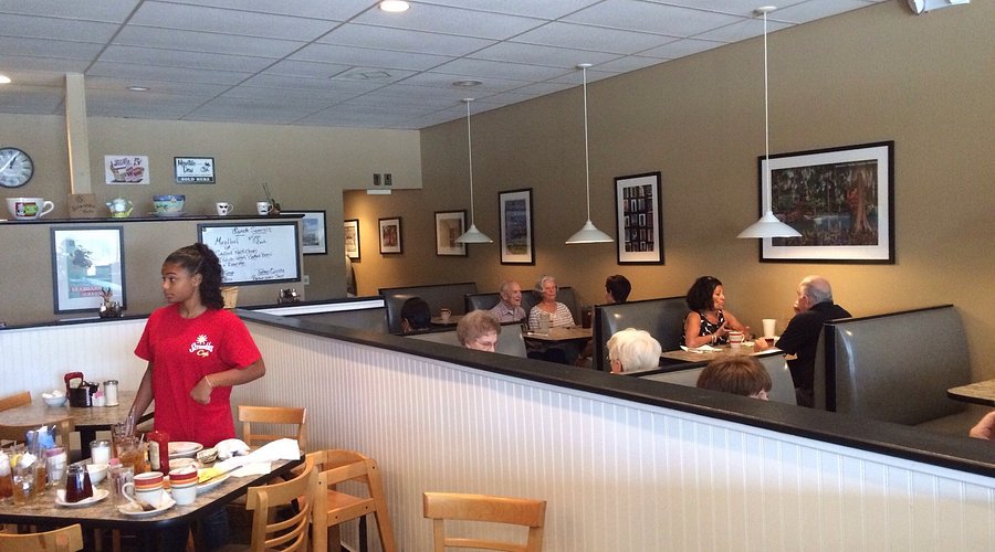 Scrambles Cafe