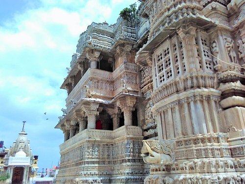 places to visit at udaipur