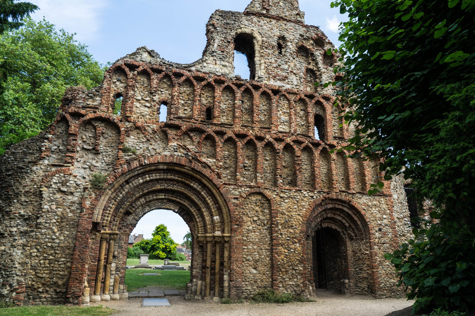 ST. JOHN'S ABBEY GATE (Colchester) - All You Need To Know BEFORE You Go