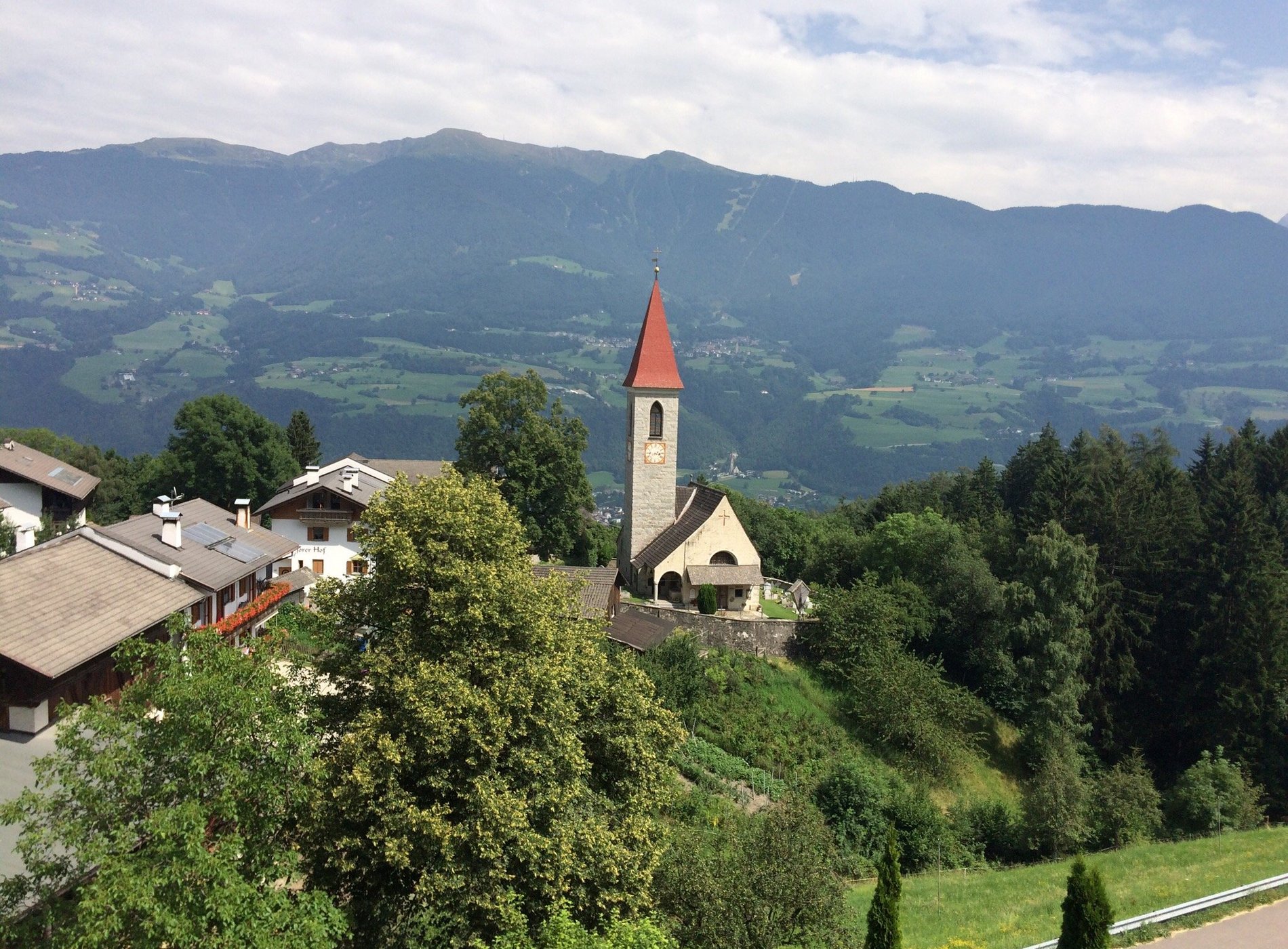 Gasthof Weidmannshof image