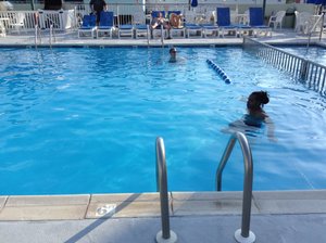 Pool & Beach