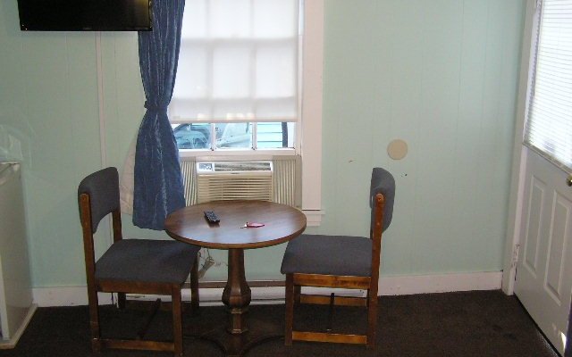 The dining room!