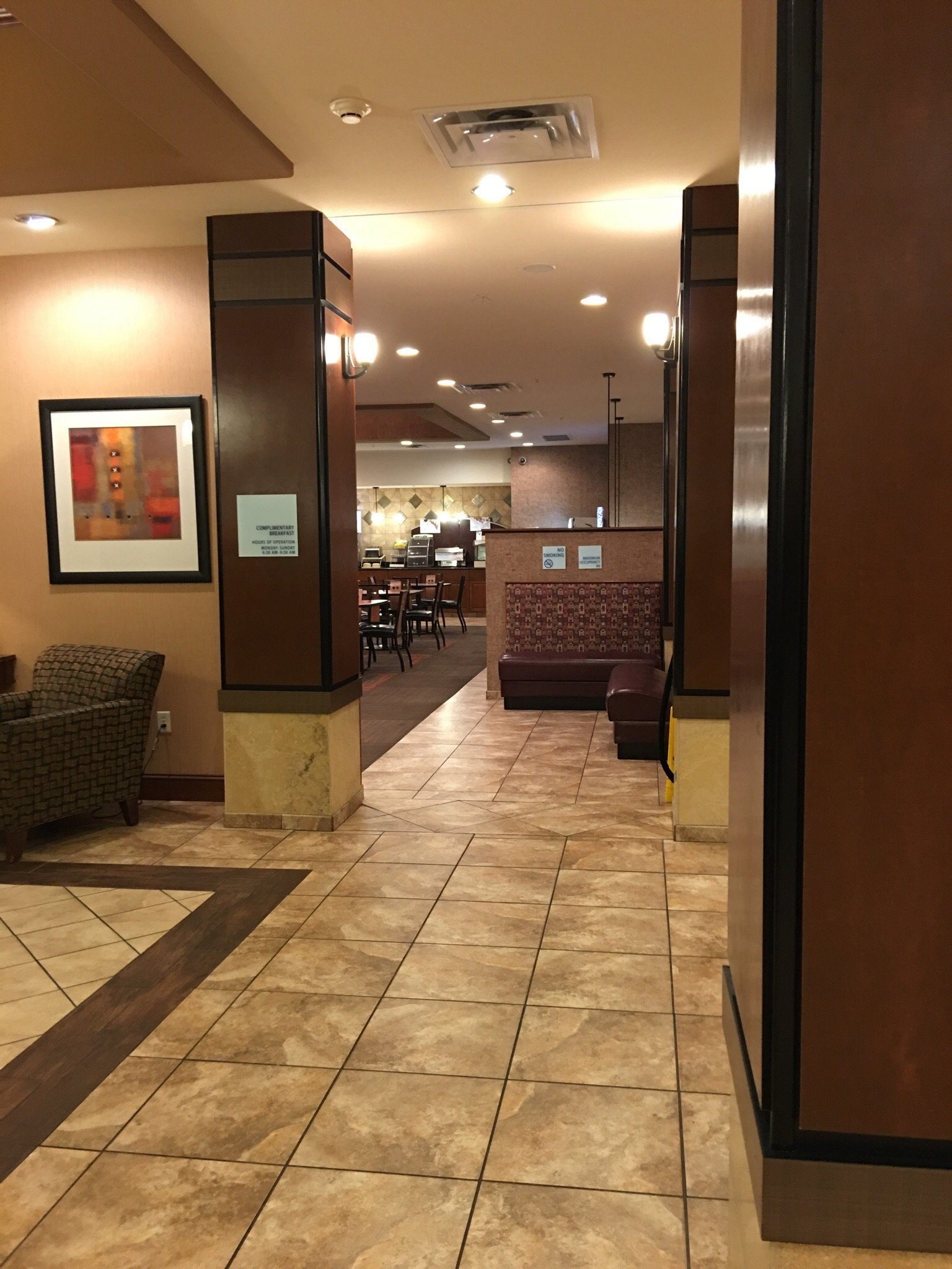 HOLIDAY INN EXPRESS SUITES PUEBLO NORTH AN IHG HOTEL 162 2 0 0   Breakfast 