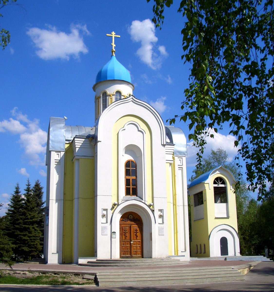 Храм часовня архангела михаила. Церковь Михаила Архангела Пенза. Часовня Михаила Архангела Пенза. Храм-часовня Святого Архистратига Божия Михаила Пенза-. Храм-часовня Святого Архангела Михаила.