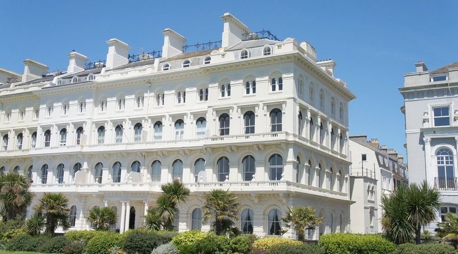 1 Elliot Terrace
