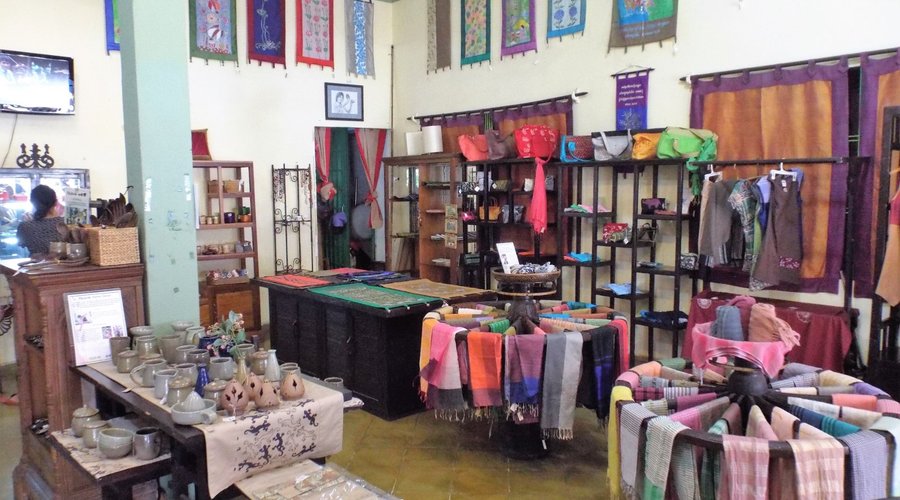 Rajana Craft Shop - 프놈펜 - Rajana Craft Shop의 리뷰 - 트립어드바이저