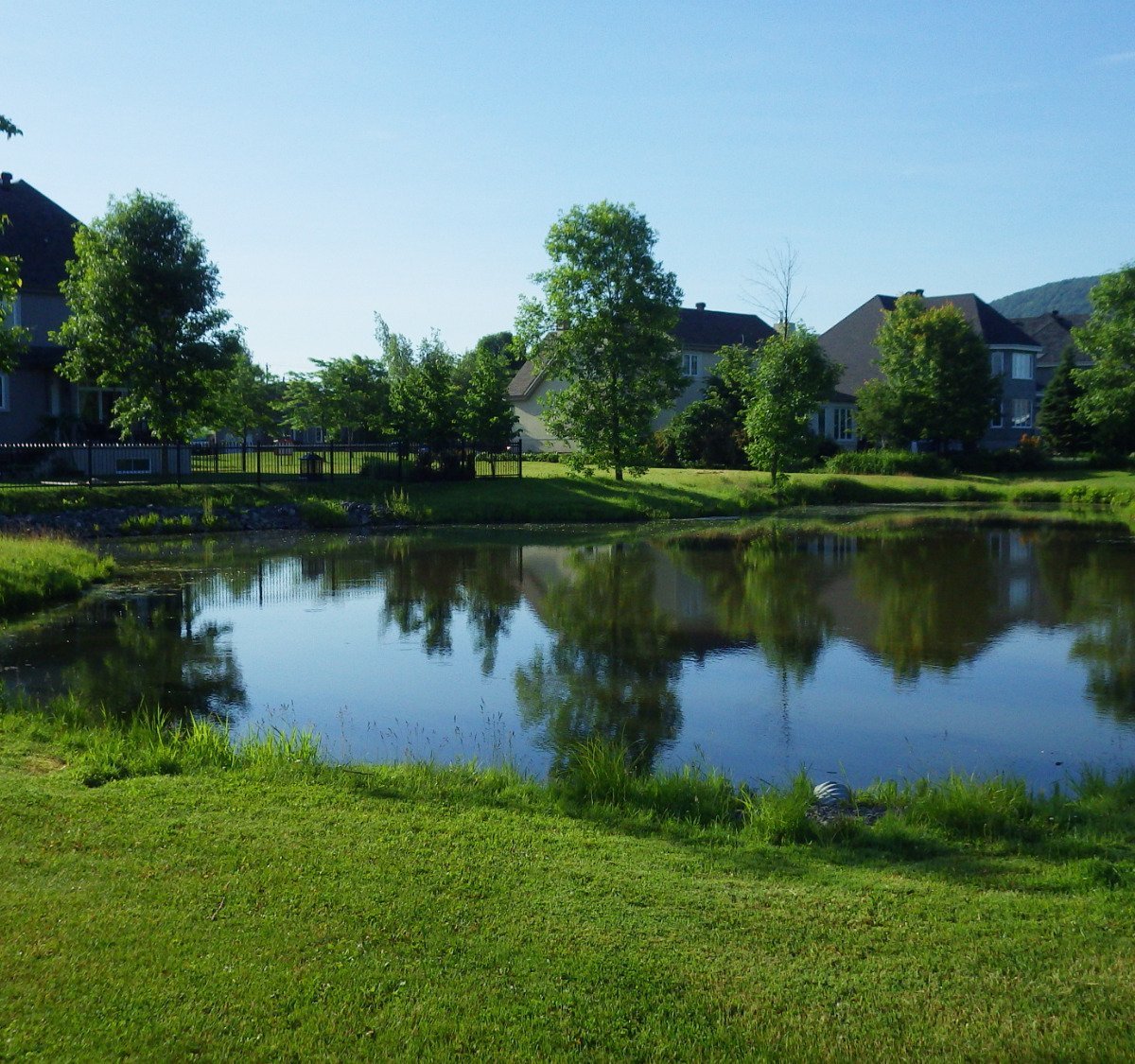 CLUB DE GOLF LA SEIGNEURIE (Mont-Saint-Hilaire) - All You Need to Know ...