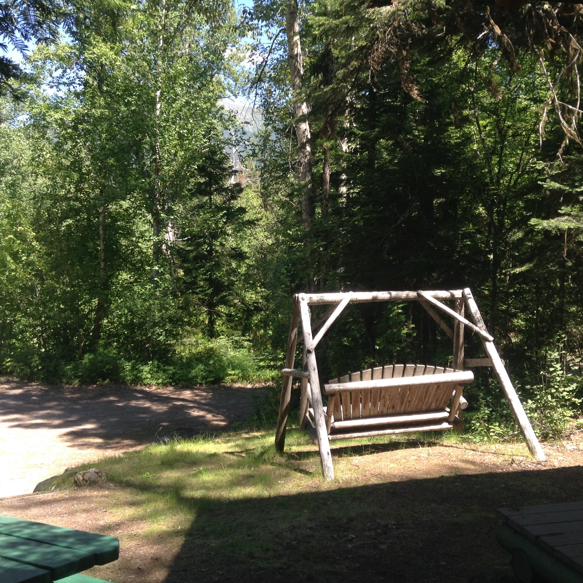 Hotel photo 10 of Swan Lake Cabins.