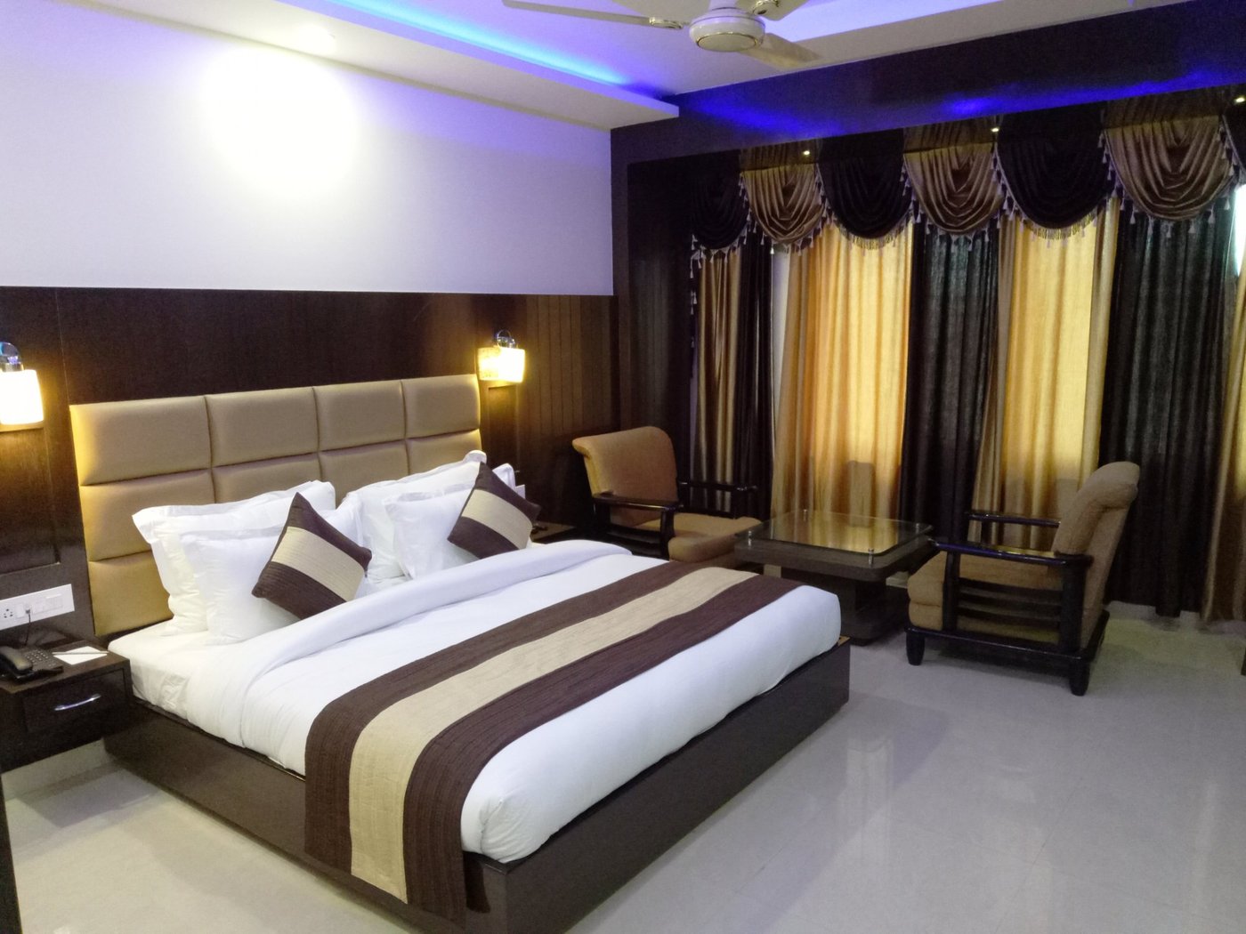 HOTEL CRYSTAL GANGA HEIGHTS - Updated 2024 Reviews, Photos & Prices