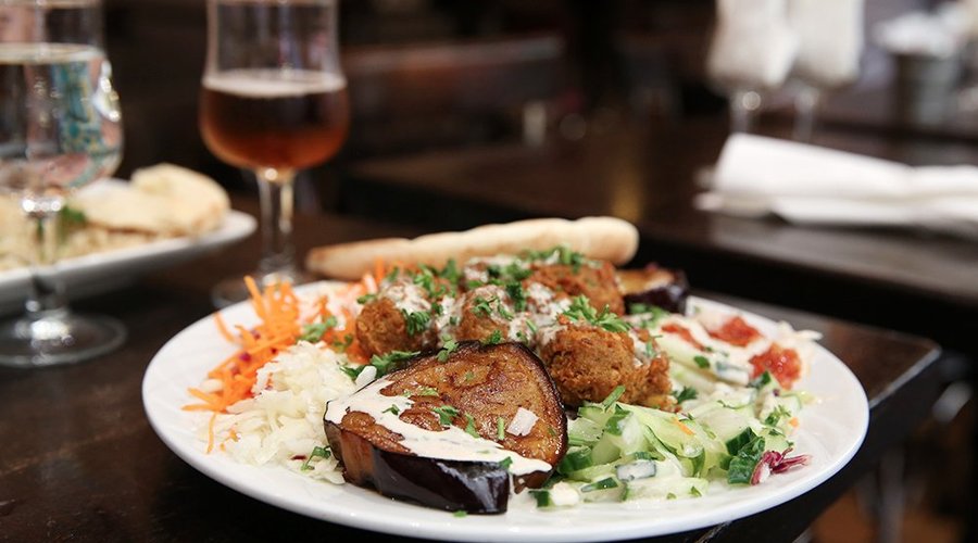 Falafel special
