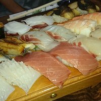 大人用のお寿司です(別に子供向けも握ってもらいました)