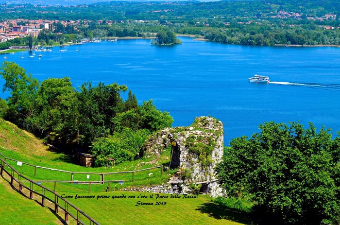 Panorama visto dalla Rocca Borromeo