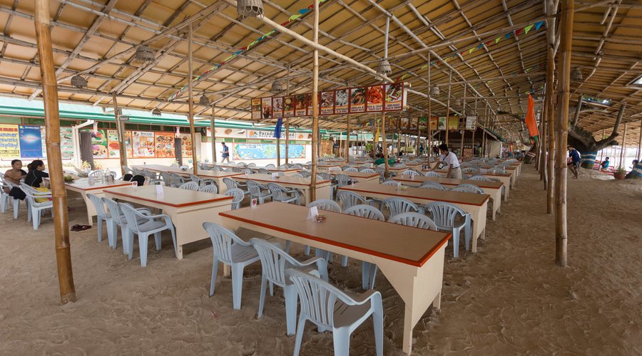 Restaurant at the Paradise Island Park & Beach Resort