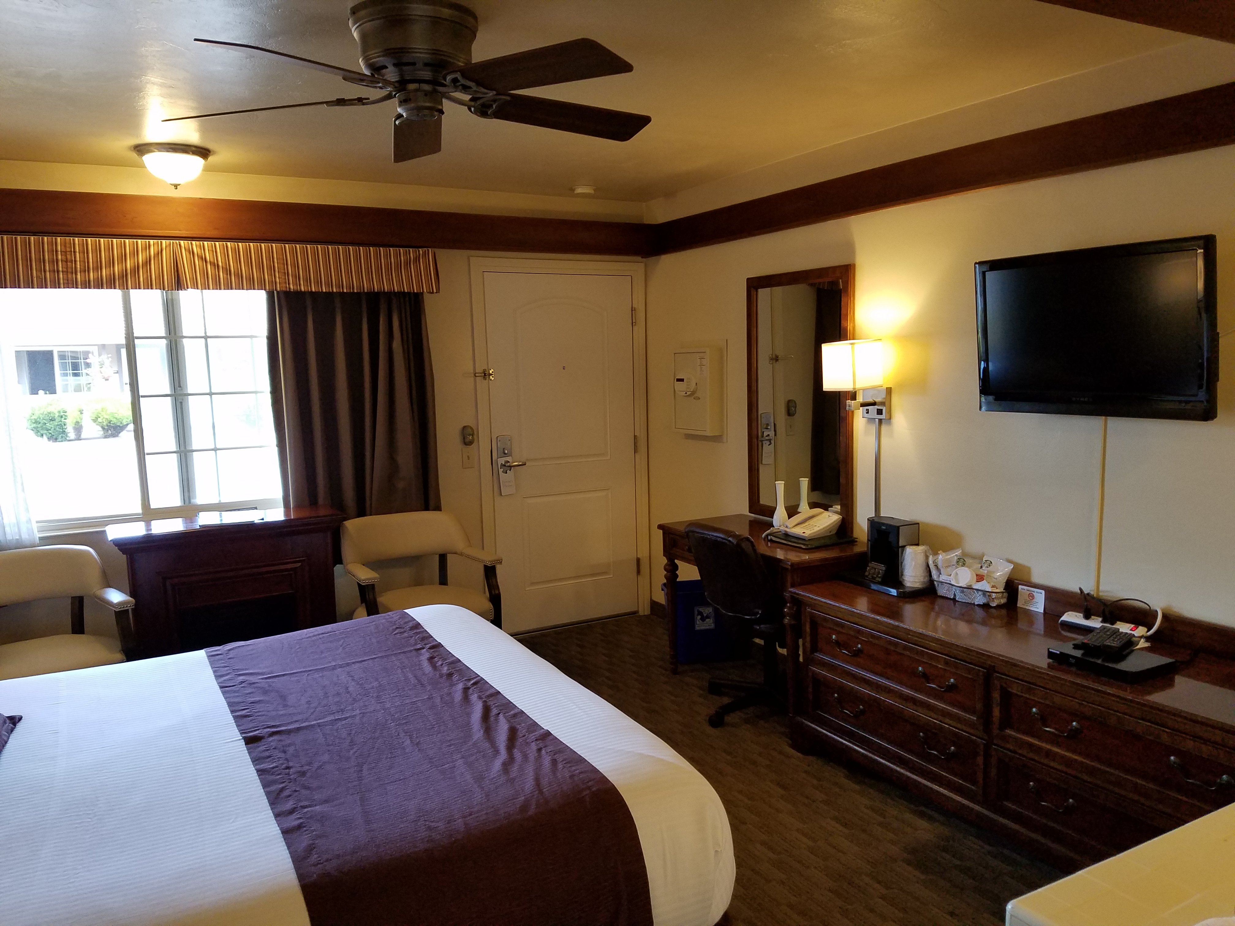 Hotel photo 56 of Lone Oak Lodge.