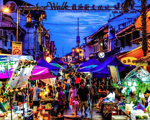 things to do in melaka at night