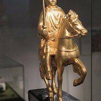 Копия статуэтки Карла Великого