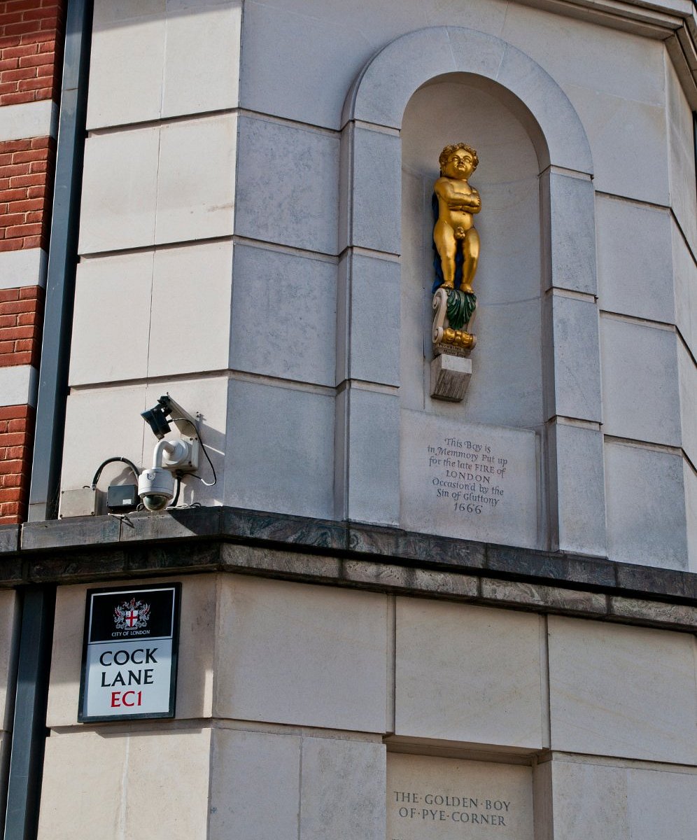 picture Golden Boy Statue London golden boy of pye corner london