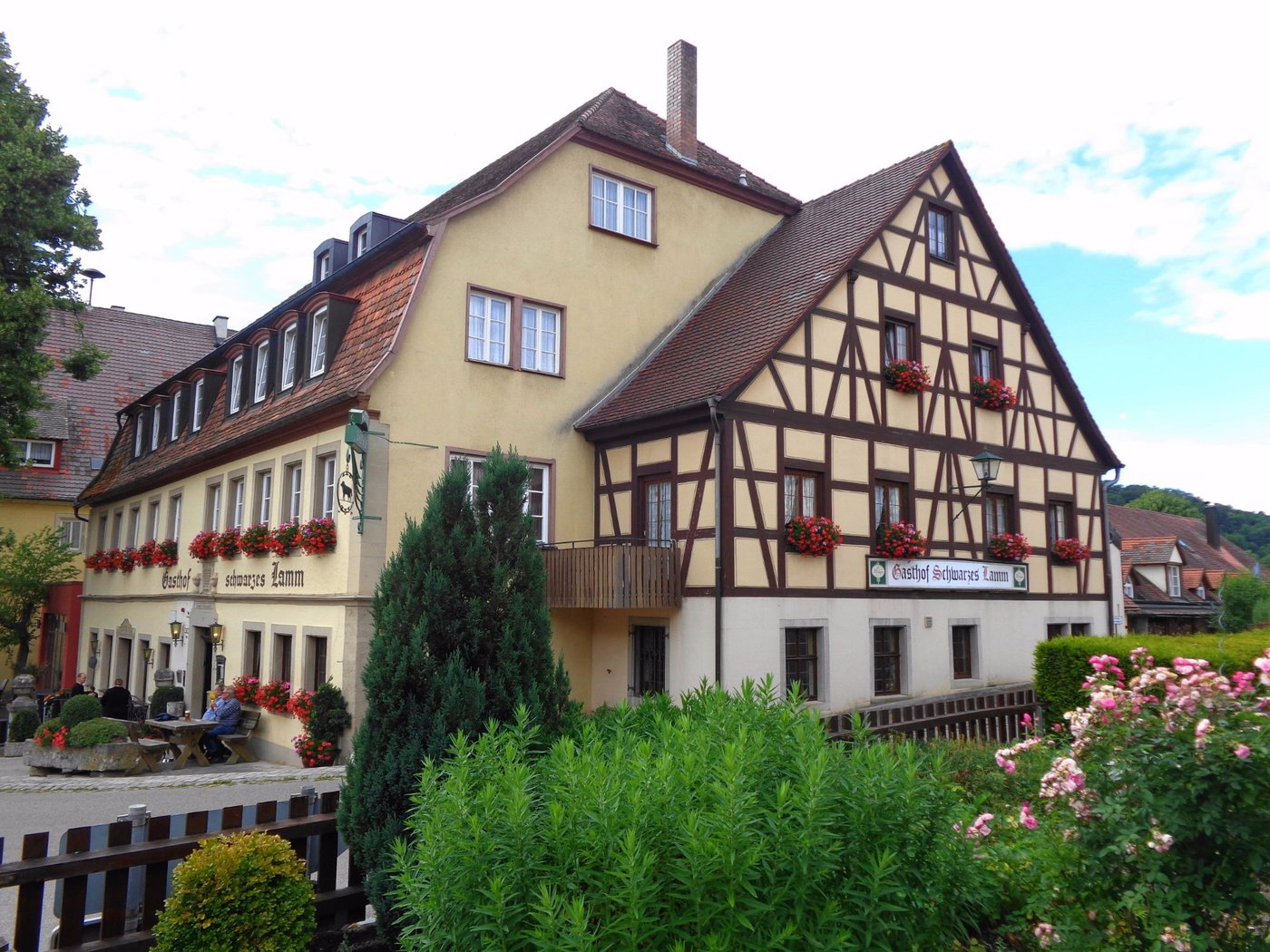 HOTEL-GASTHOF SCHWARZES LAMM $117 ($̶1̶3̶0̶) - Prices & Reviews ...