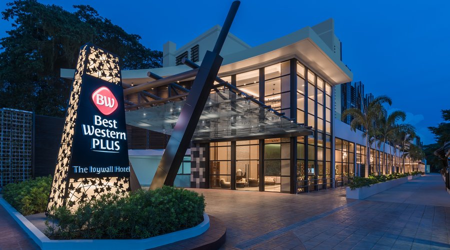 Hotel Facade