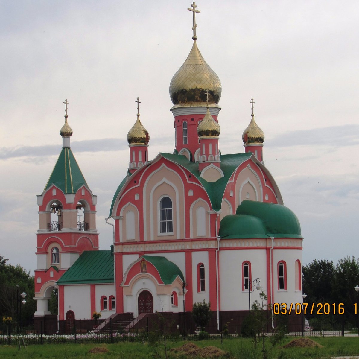 Храм преподобного Серафима Саровского и Всех Святых, в земле Курской  просиявших, Курчатов: лучшие советы перед посещением - Tripadvisor