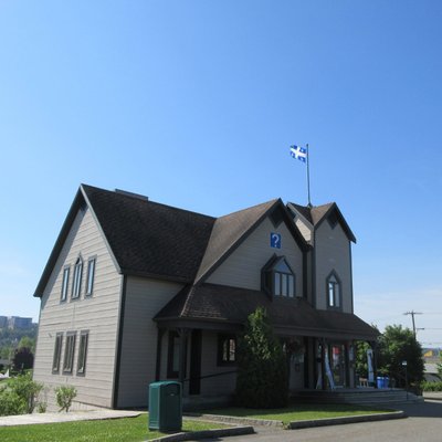 Agen? ia de dating Riviere du Loup)