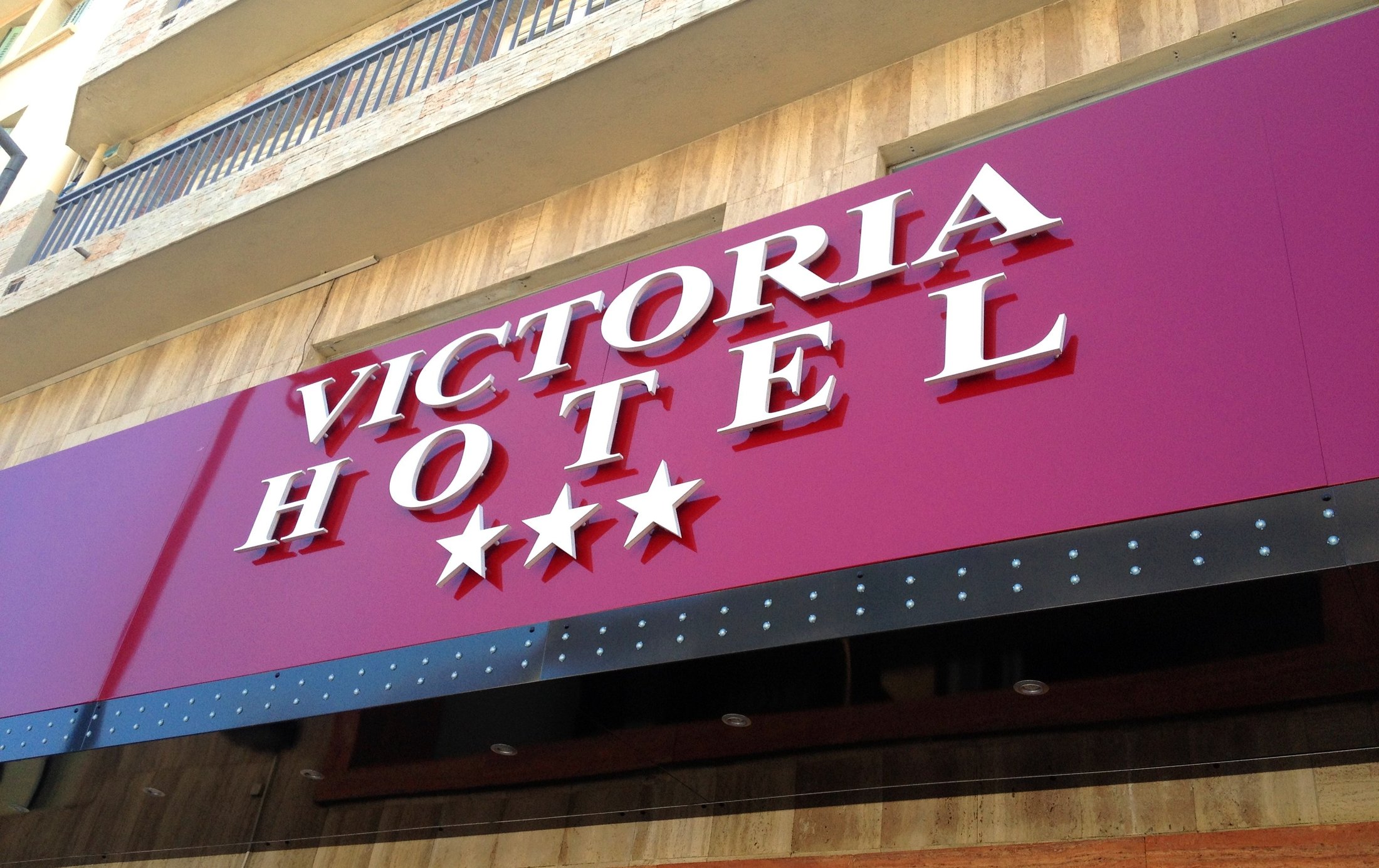 빅토리아 호텔 (Hotel Victoria, 페르피냥) - 호텔 리뷰