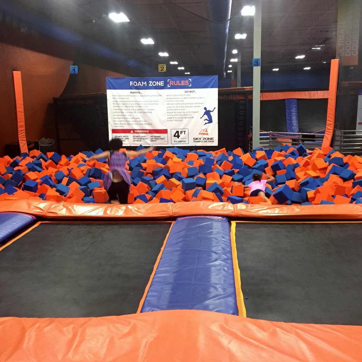 6 trampoline parks and bounce houses in Pittsburgh