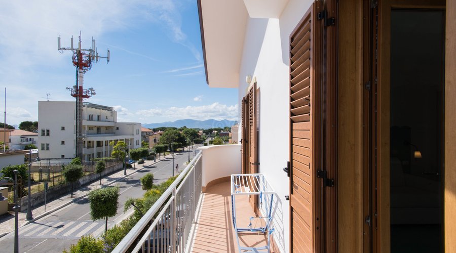 Master Bedroom in the Torre Truglia Two-Rooms Apartment at the B&B Sperlonga