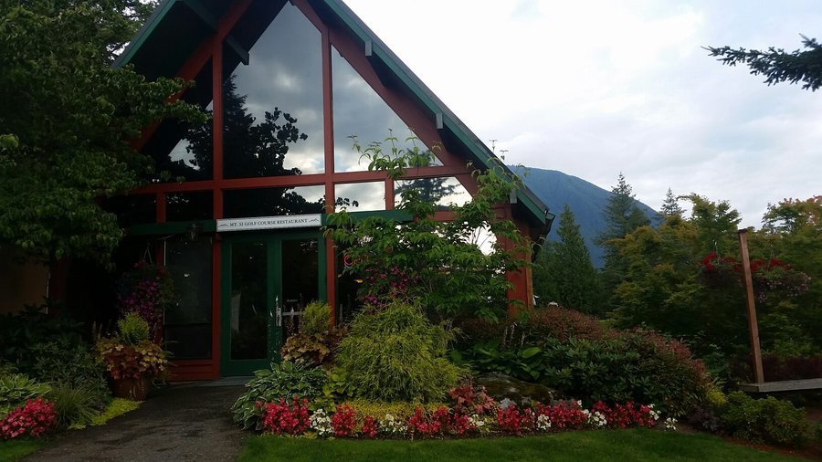 Mount Si Golf Restaurant