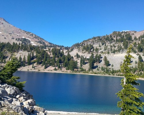 6 Favorite Lakes in Lassen Volcanic Park