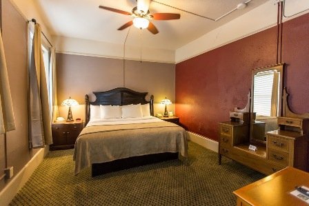 1905 Basin Park Hotel Rooms: Pictures & Reviews - Tripadvisor