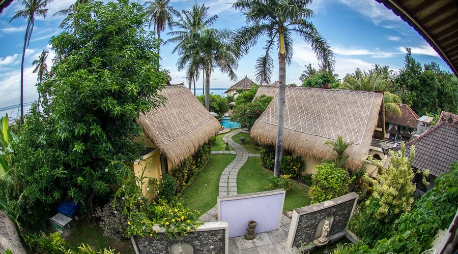 View to the Ocean from our Shala and where you can have lunch