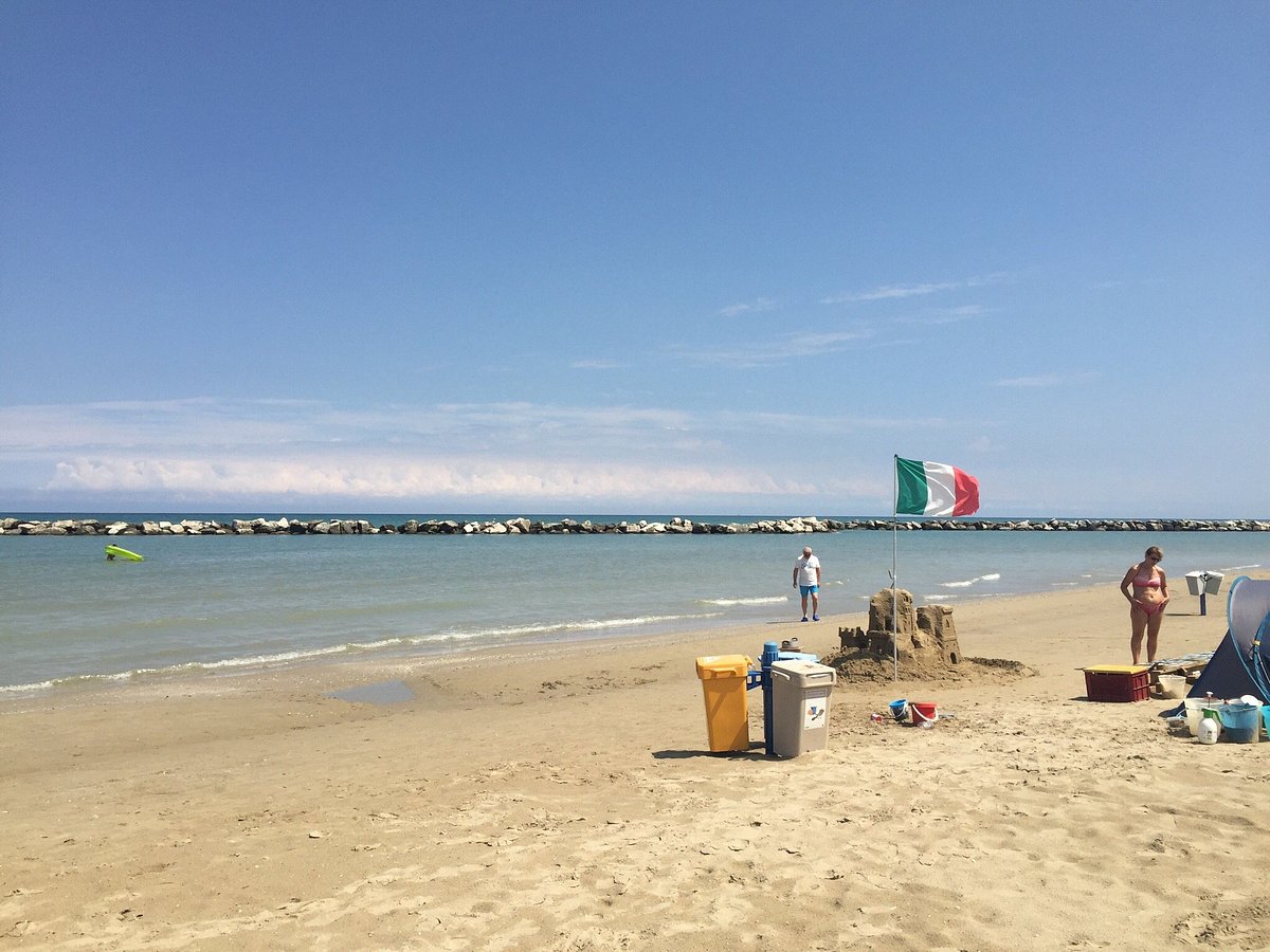 Bagno 21 (Bellaria-Igea Marina) - All You Need to Know BEFORE You Go