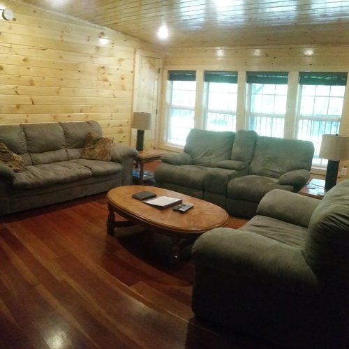 Walnut Tree Log Cabin Rentals image