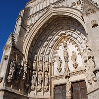 Portail de l'abbatiale Saint-Saulve