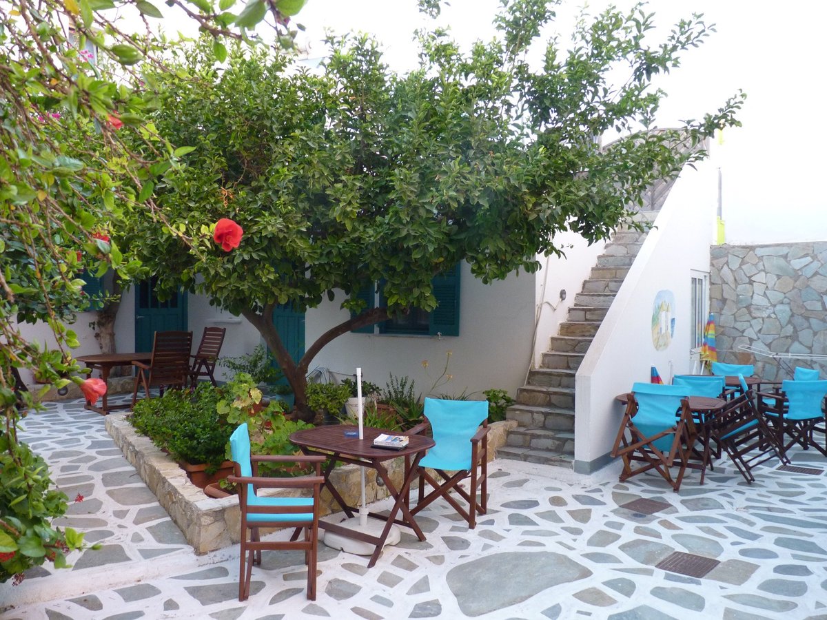 KOKOON (AU$167): 2022 Prices & Reviews (Parikia, Greece) - Photos of ...