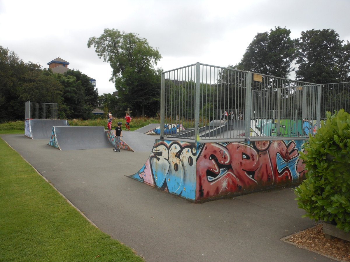 Queen Elizabeth II Park View Playing Fields (Lytham St. Anne's) - Lohnt ...