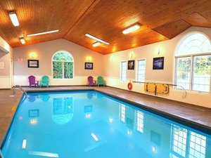 Cedar Lodge Motel in Goderich