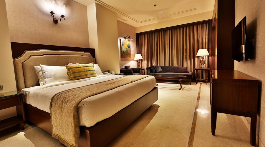Luxury Suite