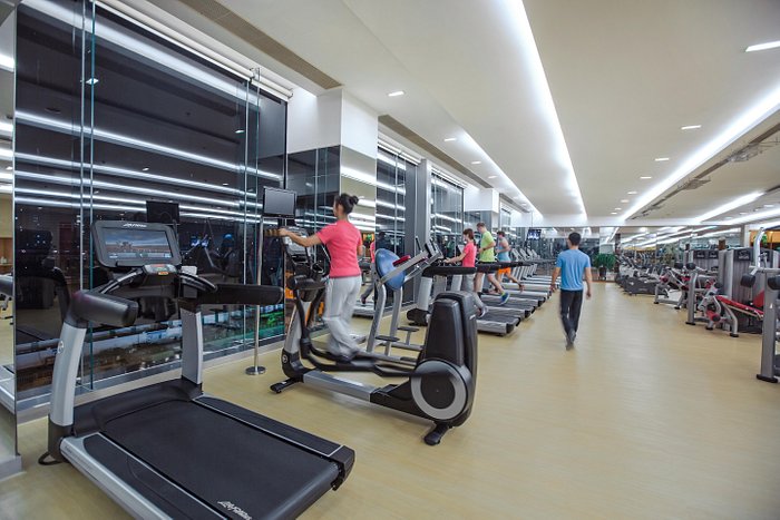 Old fashion gym scales - Picture of Shangri-La Beijing - Tripadvisor