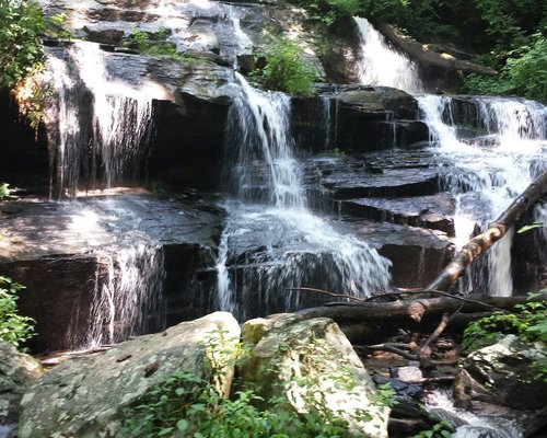 Beautiful Watrefalls In Upstate South Carolina Fall Deep South