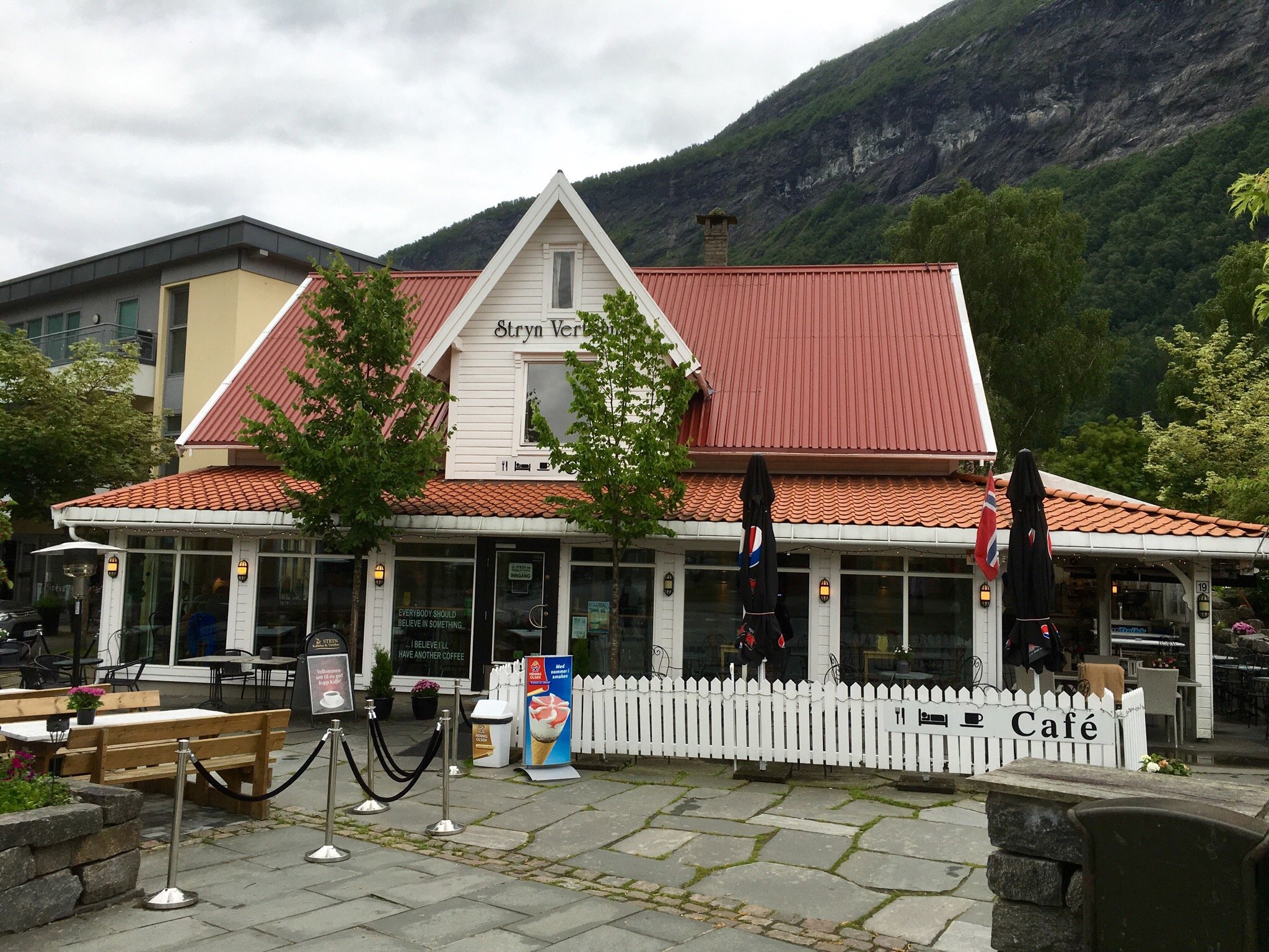 STRYN KAFFEBAR & VERTSHUS - Inn Reviews & Price Comparison (Norway ...