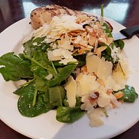 Baby Spinach Salad with Chicken Breast (CAD$15.90)