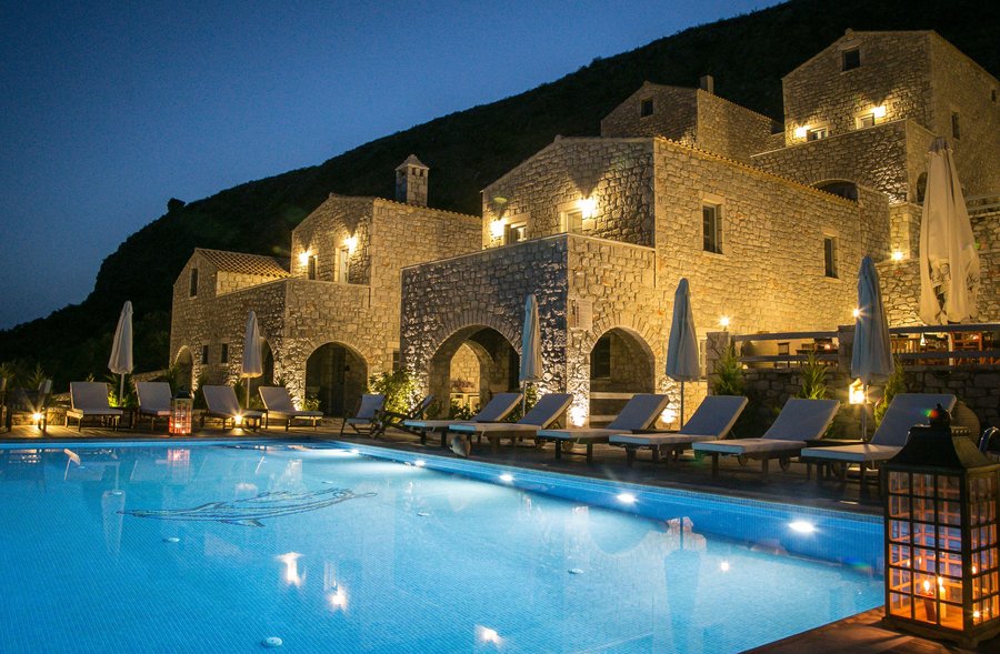 En Plo Luxury Suites Karavostasi Grecia Opiniones Comparacion De Precios Y Fotos Del Bloque De Apartamentos Tripadvisor