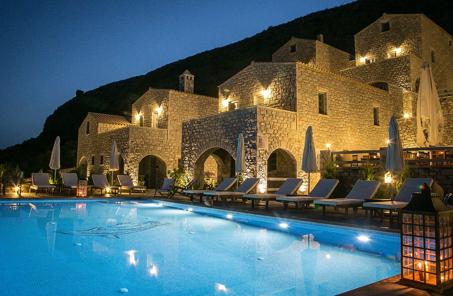 En Plo Luxury Suites Karavostasi Grecia Opiniones Comparacion De Precios Y Fotos Del Bloque De Apartamentos Tripadvisor