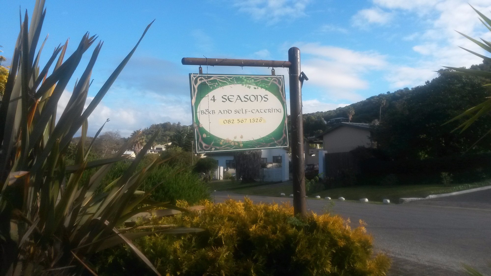 4 SEASONS B&B AND SELF CATERING (Knysna, Afrique Du Sud) - Tarifs 2024