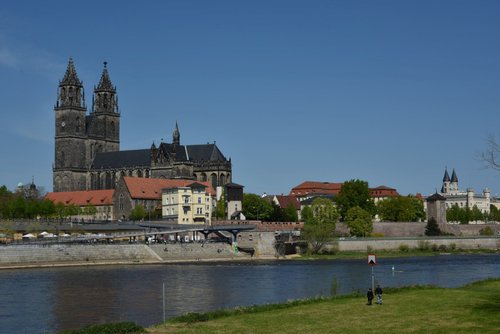 Pettorina-Magdeburg ancoraggio-Sassonia-Anhalt GERMANIA vacanza 