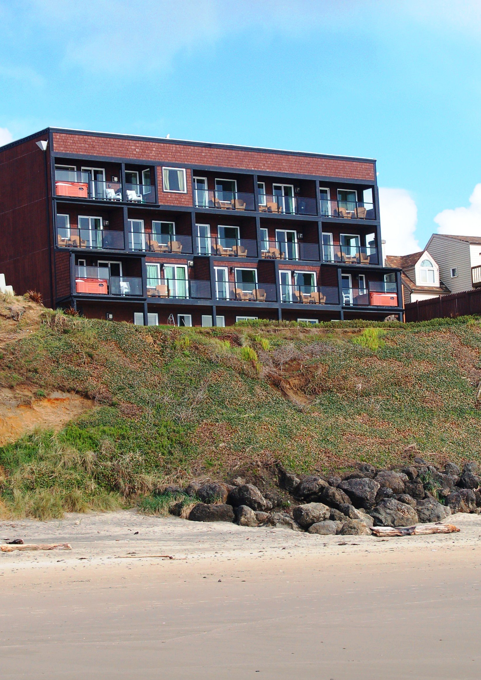 Hotel photo 5 of Starfish Manor Oceanfront Hotel.